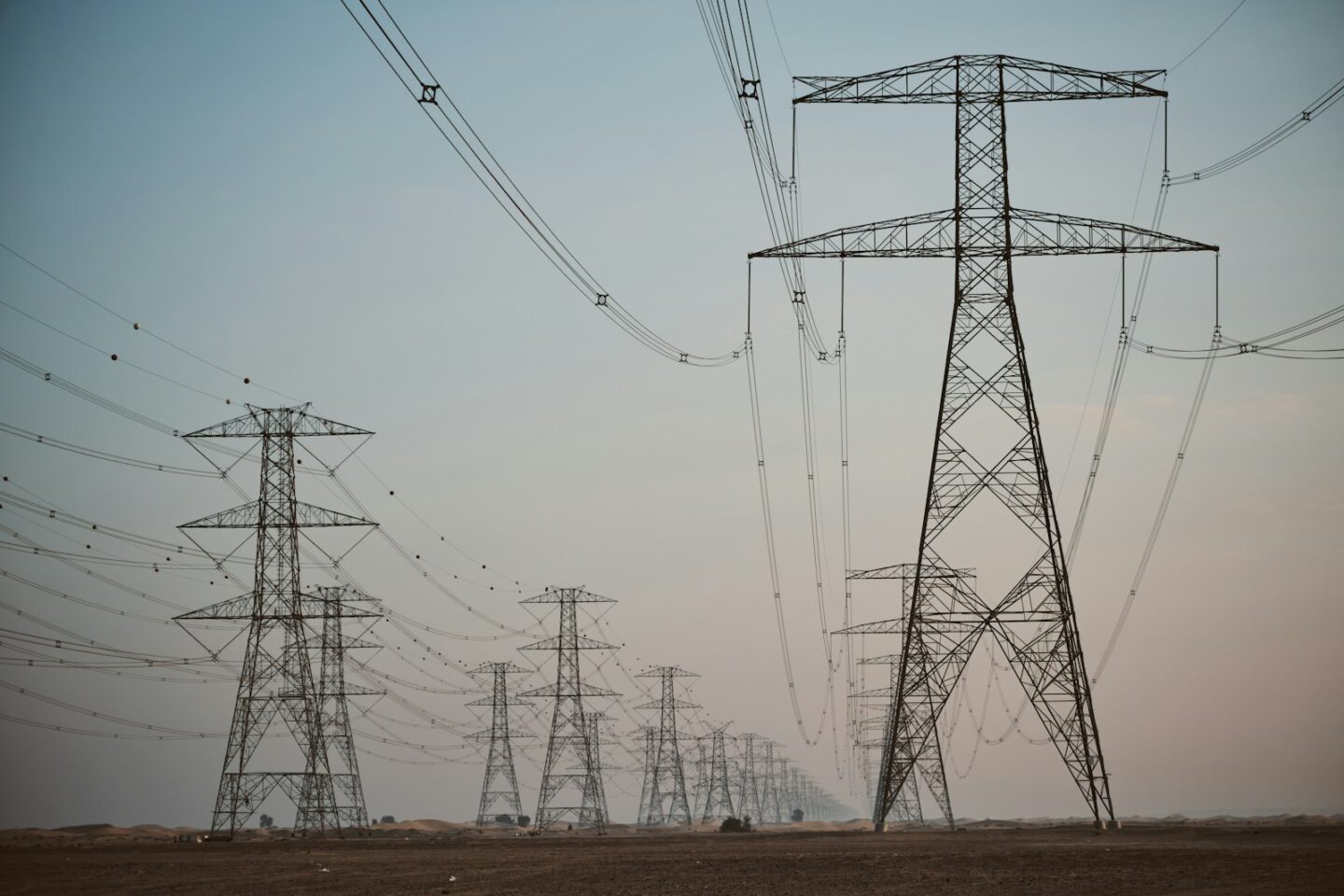 Kogenerator – jak działa, gdzie się opłaca i dlaczego może zmienić sposób myślenia o energii