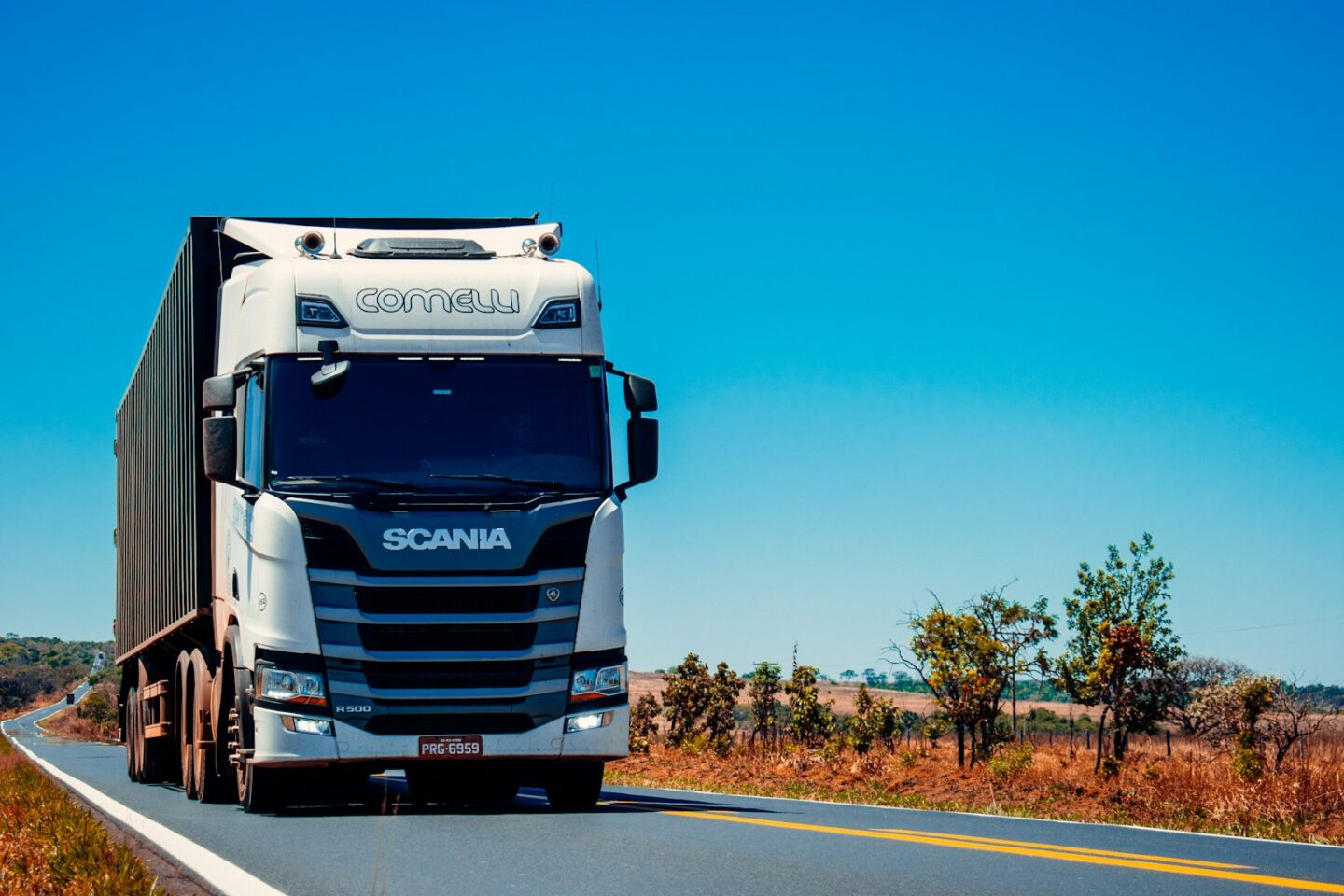 Pusty przebieg kosztuje podwójnie. Jak firmy transportowe ograniczają jazdę bez ładunku?